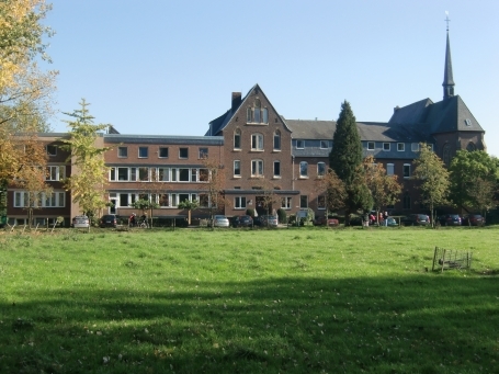 Grefrath : Niederfeld, die Abtei Mariendonk ist ein Benediktinerinnenkloster 